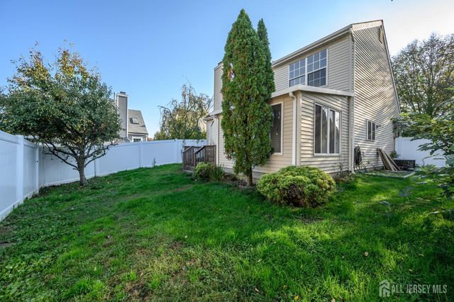 21 Bailly Drive, Burlington Twp, NJ 08016
