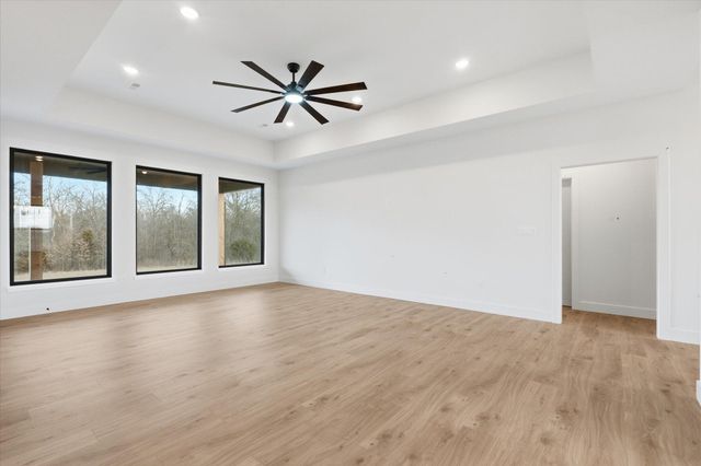 14086 N HAYDEN'S POINTE, Hallsville, MO 65255