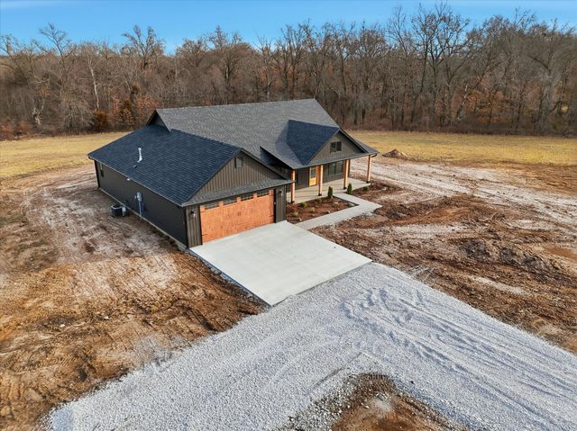 14086 N HAYDEN'S POINTE, Hallsville, MO 65255