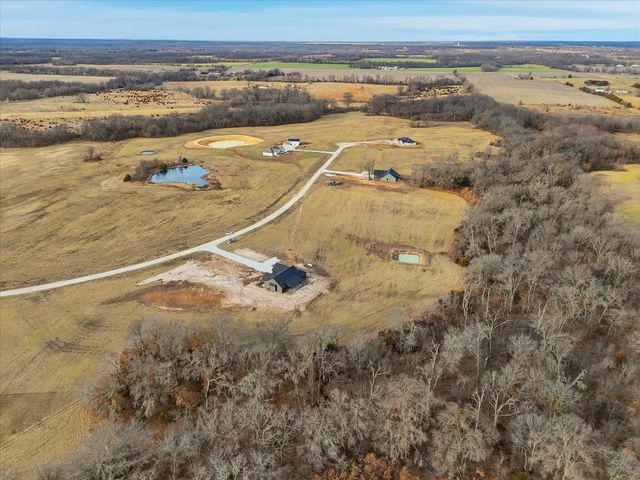 14086 N HAYDEN'S POINTE, Hallsville, MO 65255