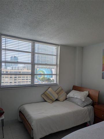 1849 S Ocean Dr 1407, Hallandale Beach, FL 33009