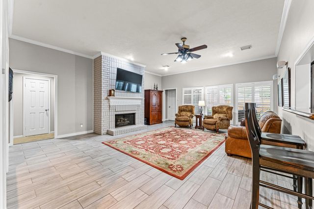 1703 S Medio River Circle, Sugar Land, TX 77478
