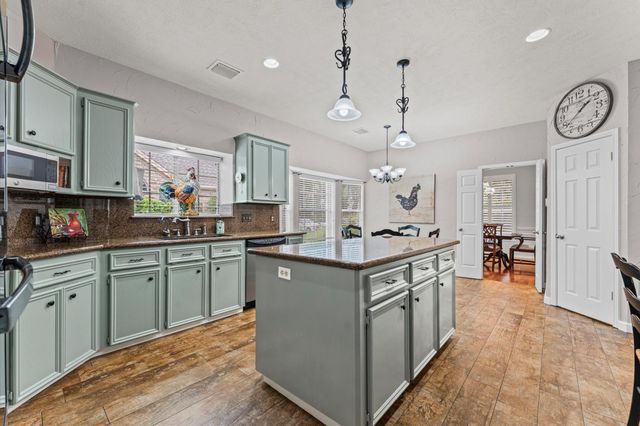 1703 S Medio River Circle, Sugar Land, TX 77478