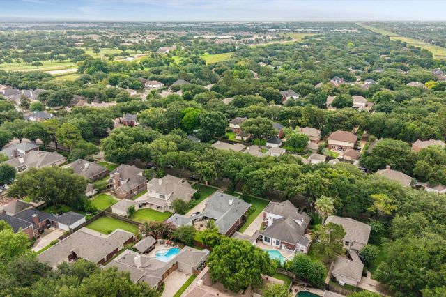1703 S Medio River Circle, Sugar Land, TX 77478
