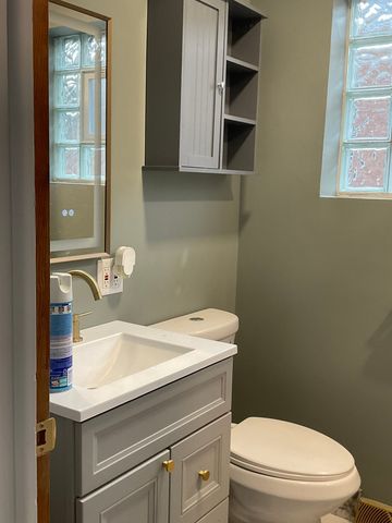 2206 W 81st Place, Chicago, IL 60620