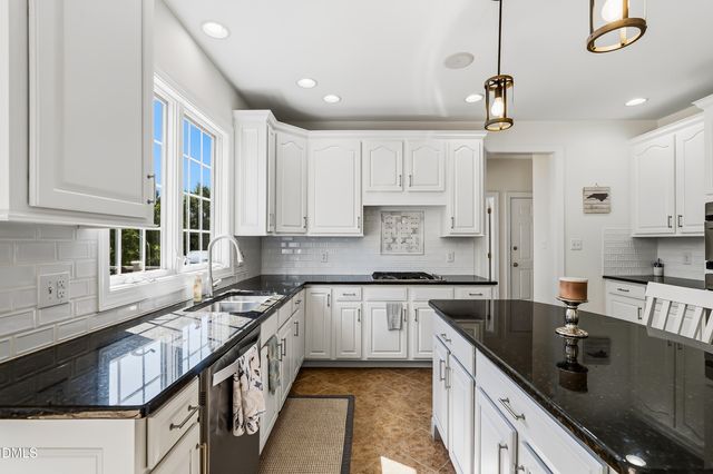 9714 Welbury Court, Raleigh, NC 27617
