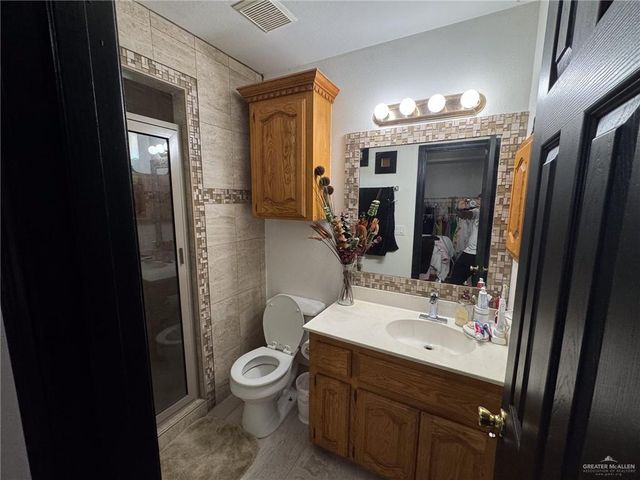 2408 Sailfish Avenue, Pharr, TX 78577