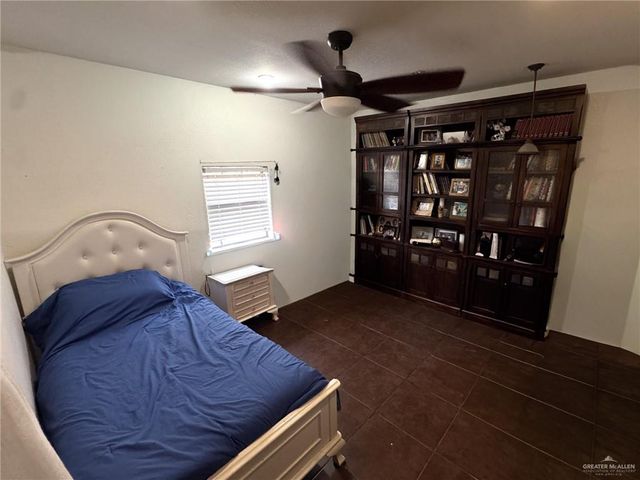 2408 Sailfish Avenue, Pharr, TX 78577