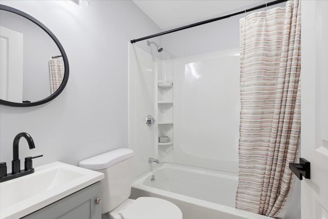 19 Digby Ave, Brockton, MA 02301