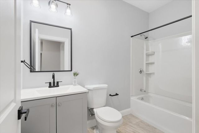 19 Digby Ave, Brockton, MA 02301