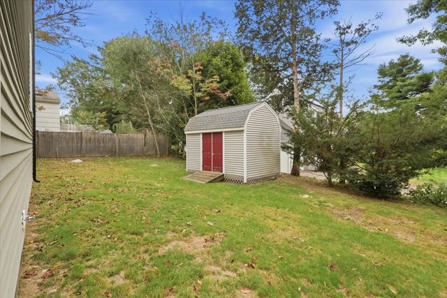 19 Digby Ave, Brockton, MA 02301
