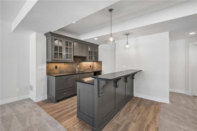 9173 N Montgall Avenue, Kansas City, MO 64156