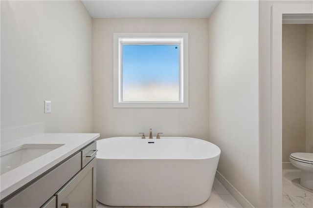 9173 N Montgall Avenue, Kansas City, MO 64156