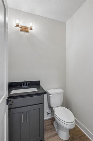 9173 N Montgall Avenue, Kansas City, MO 64156