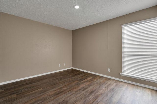 5727 Richmond Avenue 203, Dallas, TX 75206