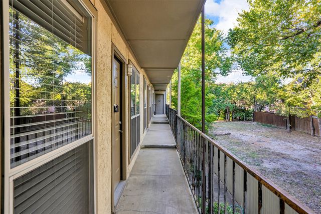 5727 Richmond Avenue 203, Dallas, TX 75206