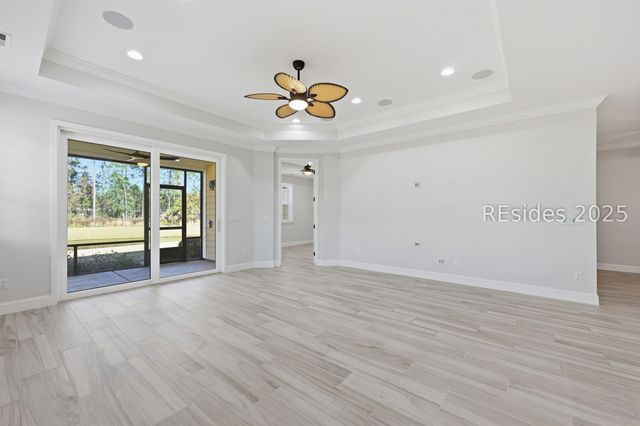 552 Weekend Ave, Hardeeville, SC 29927