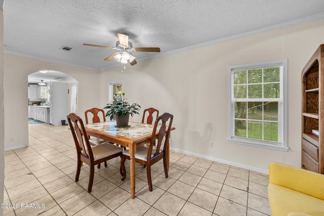305 Demette Road, Lafayette, LA 70508