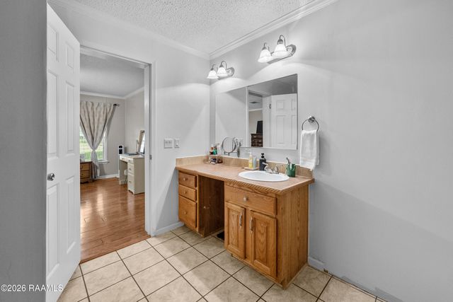 305 Demette Road, Lafayette, LA 70508