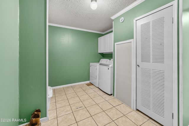 305 Demette Road, Lafayette, LA 70508