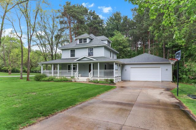 3450 Bonna Belle Court, Saint Cloud, MN 56301