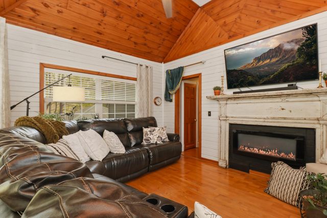 3450 Bonna Belle Court, Saint Cloud, MN 56301