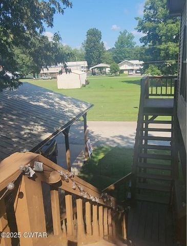 407 Pevahouse Camp Cir, Decaturville, TN 38329
