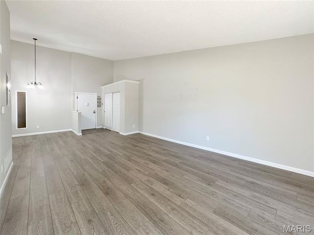 1400 Heritage Landing 308, St Charles, MO 63303