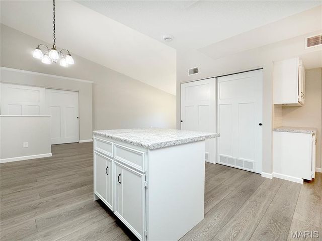 1400 Heritage Landing 308, St Charles, MO 63303