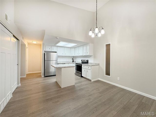 1400 Heritage Landing 308, St Charles, MO 63303