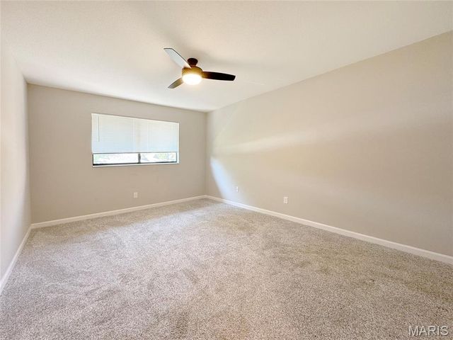 1400 Heritage Landing 308, St Charles, MO 63303