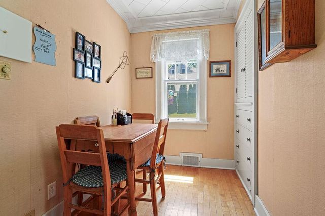 3790 PAU KO TUK LANE, Oshkosh, WI 54902
