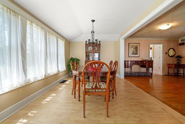 3790 PAU KO TUK LANE, Oshkosh, WI 54902