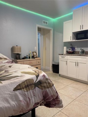 11204 MILLRIDGE DRIVE, Tampa, FL 33625