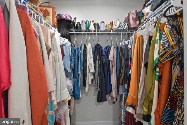 9-F FLOYD AVE, Beverly, NJ 08010