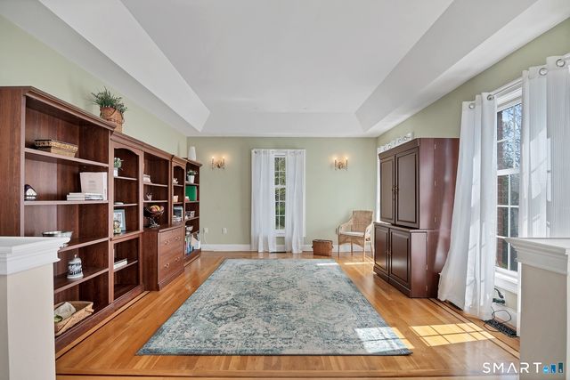 17 Carriage Lane, Woodbury, CT 06798