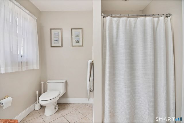 17 Carriage Lane, Woodbury, CT 06798