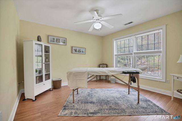 17 Carriage Lane, Woodbury, CT 06798