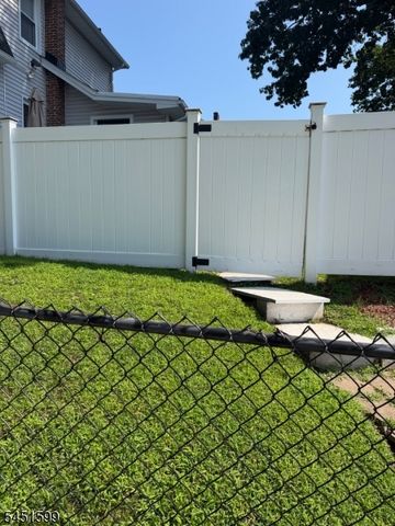 200 Lincoln Pl, Irvington Twp., NJ 07111