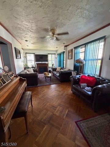 200 Lincoln Pl, Irvington Twp., NJ 07111