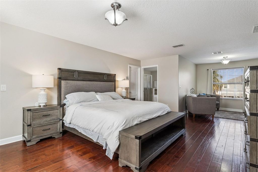 Image 25 of property listing at 14644 CROSSTON BAY COURT, Orlando, FL 32824