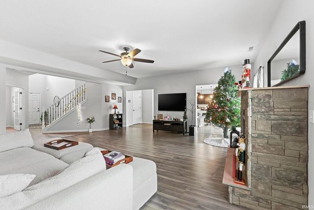 6291 Bellechase Boulevard, Fort Wayne, IN 46835