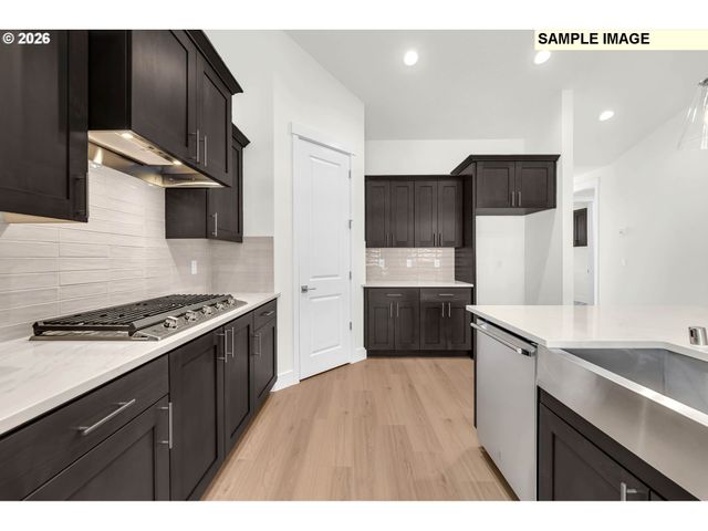 5920 N 94TH Ave LT 323, Camas, WA 98607
