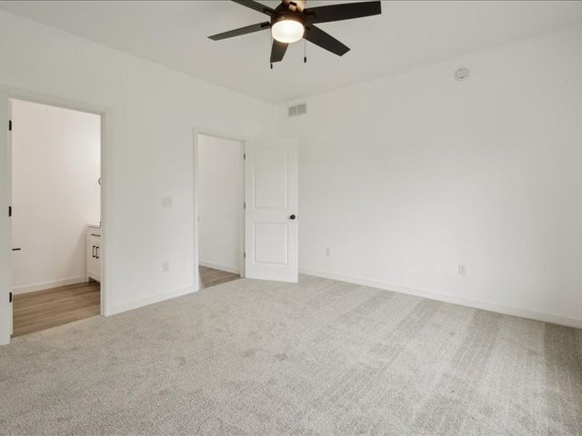 1416 Duncan Drive, Muscatine, IA 52761