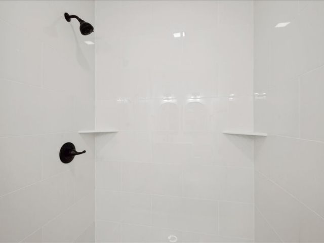 1416 Duncan Drive, Muscatine, IA 52761