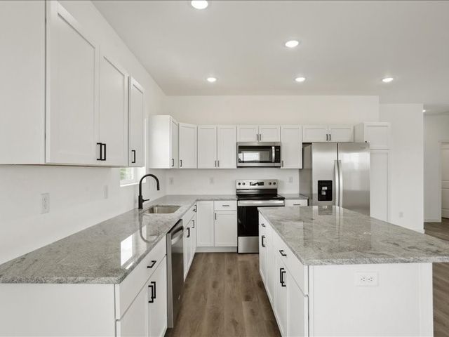 1416 Duncan Drive, Muscatine, IA 52761