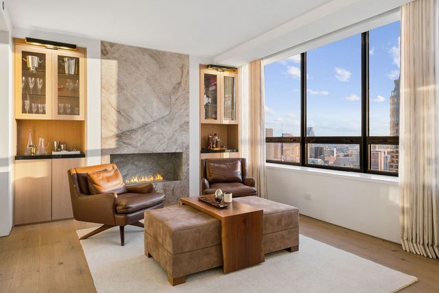 180 E Pearson Street 5601, Chicago, IL 60611