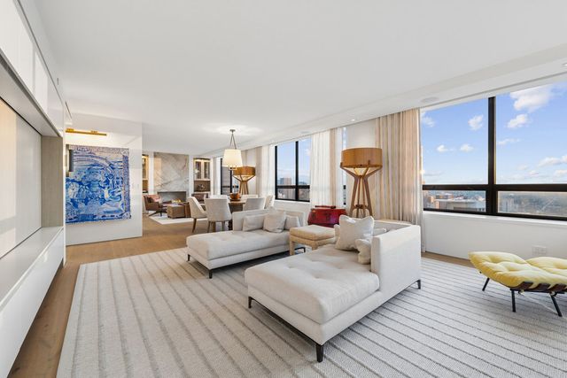 180 E Pearson Street 5601, Chicago, IL 60611