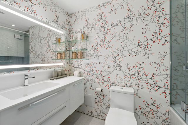 180 E Pearson Street 5601, Chicago, IL 60611
