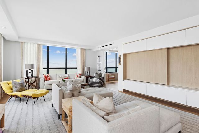 180 E Pearson Street 5601, Chicago, IL 60611